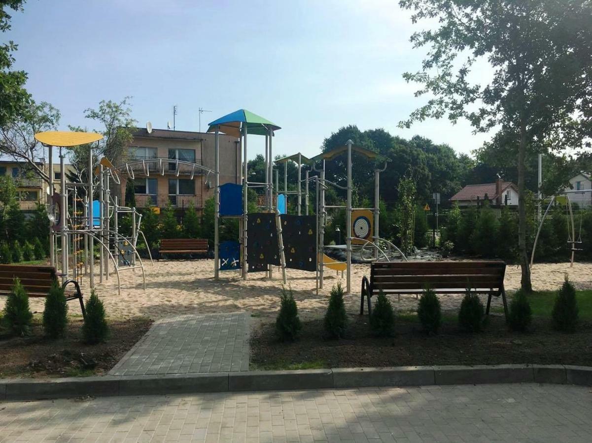 Przystan Kolo Brzegu Lägenhet Kołobrzeg Exteriör bild
